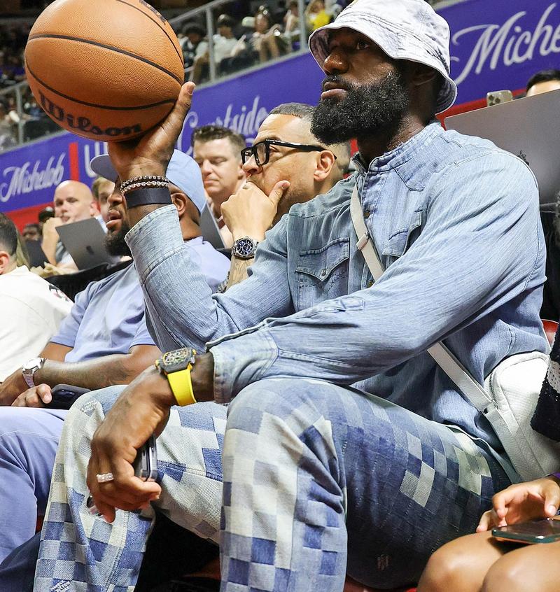 nba交易；nba交易最新消息汇总