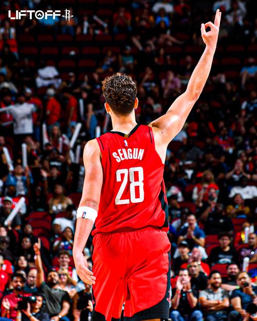 NBA最新直播比赛；nba最新直播比赛在线