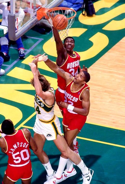 nba非洲赛；nba非洲赛奥拉朱旺